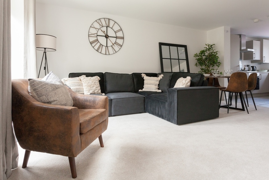 Runcorn 3BR Property - View 1